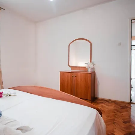 Apartment Apartman Tisa Bibinje